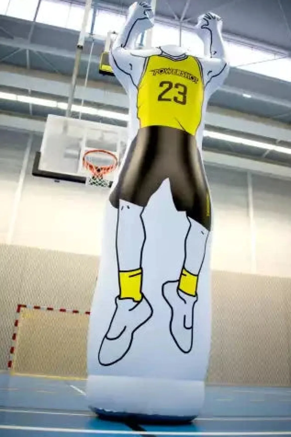 BASKETBALL - MANNEQUIN GONFLABLE 2,40 m