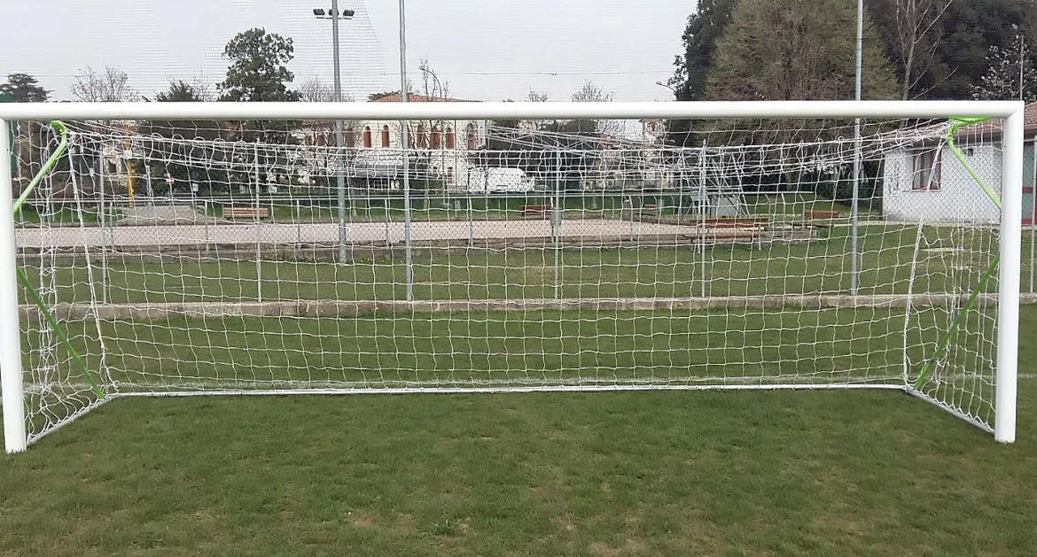 But de foot à 8 transportable 6 x 2.1m en aluminium