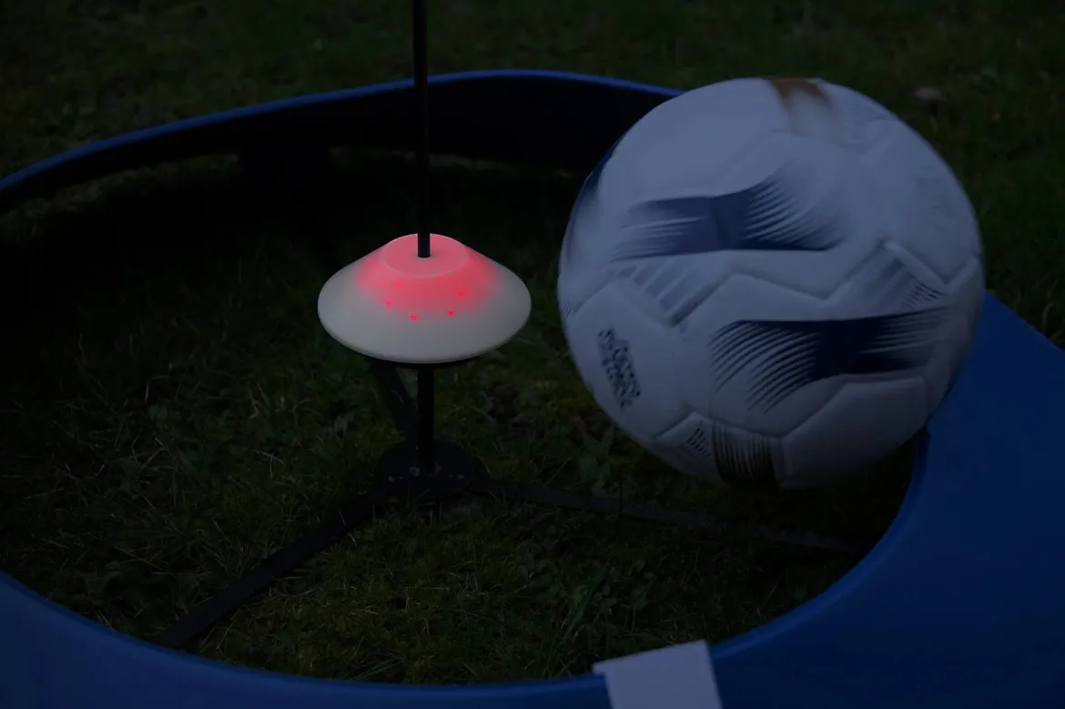 Capteur lumineux pour cible de FOOT GOLF