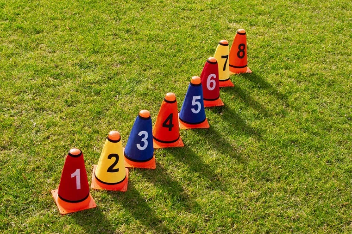 Cols de cônes numérotés