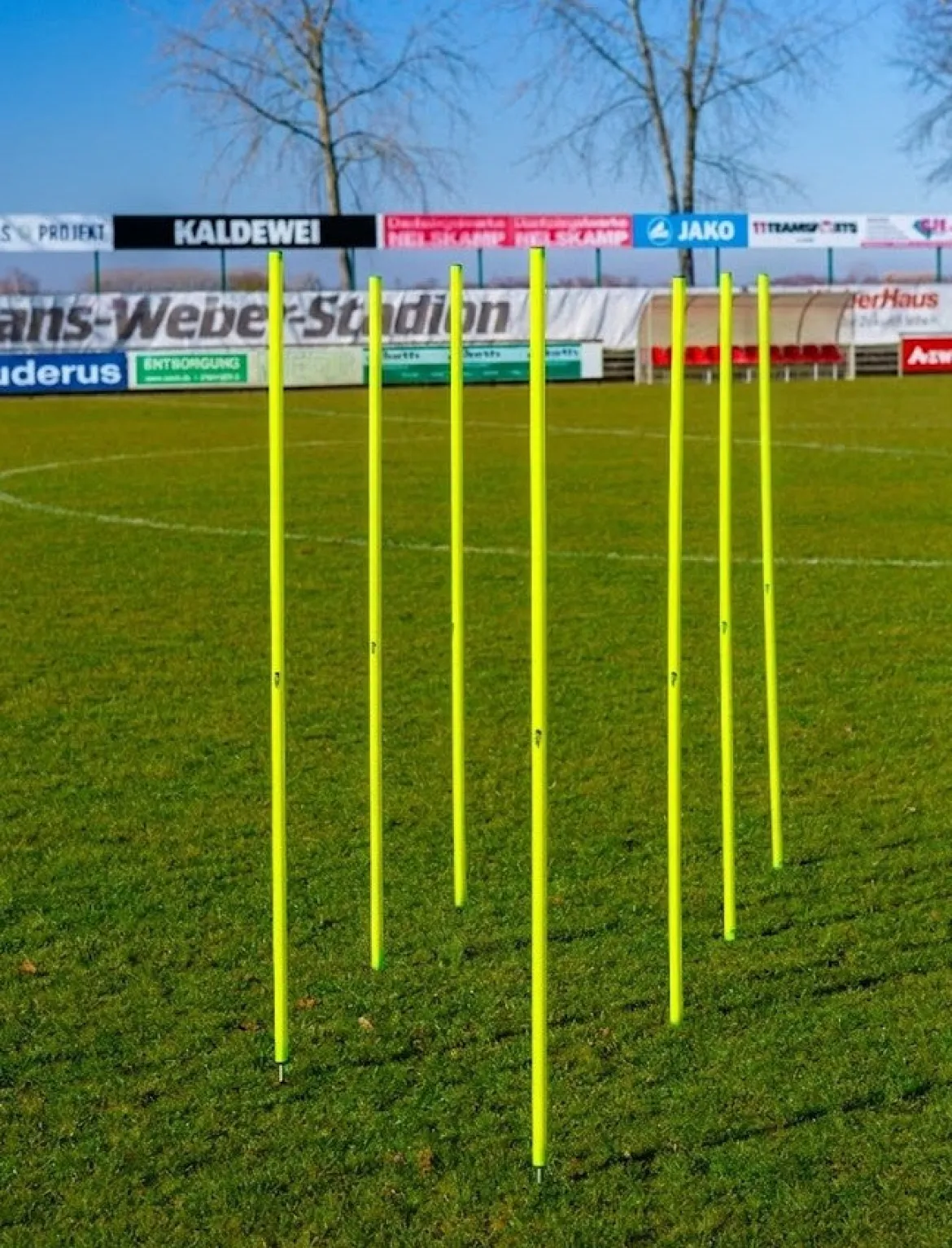 Ensemble de 10 piquets de slalom jaune néon avec pointes d’ancrage au sol – 172cm
