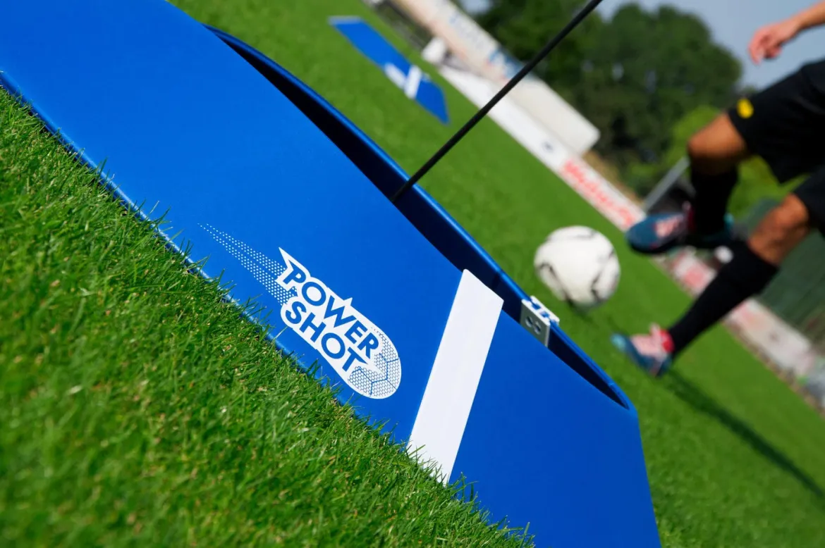 Kit de 10 cibles de FOOT GOLF avec cibles lumineuses