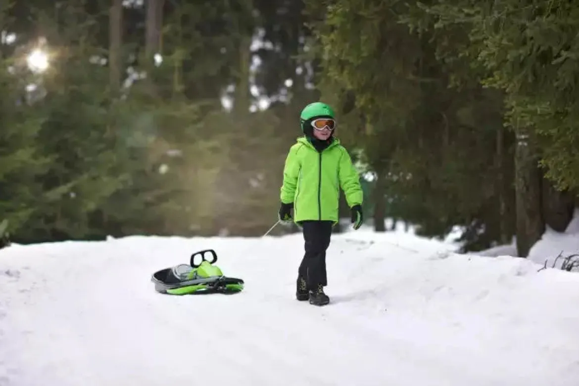 Luge avec Volant pour enfant et adulte - Luge design et résistante !
