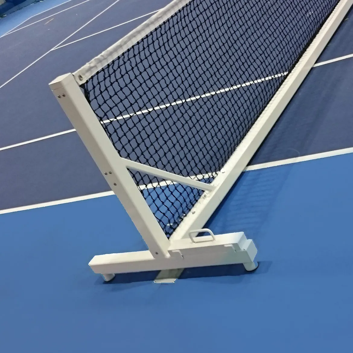 Poteau de tennis intégral transportable en acier galvanisé