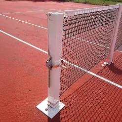 Poteaux de tennis carrés - sur platines