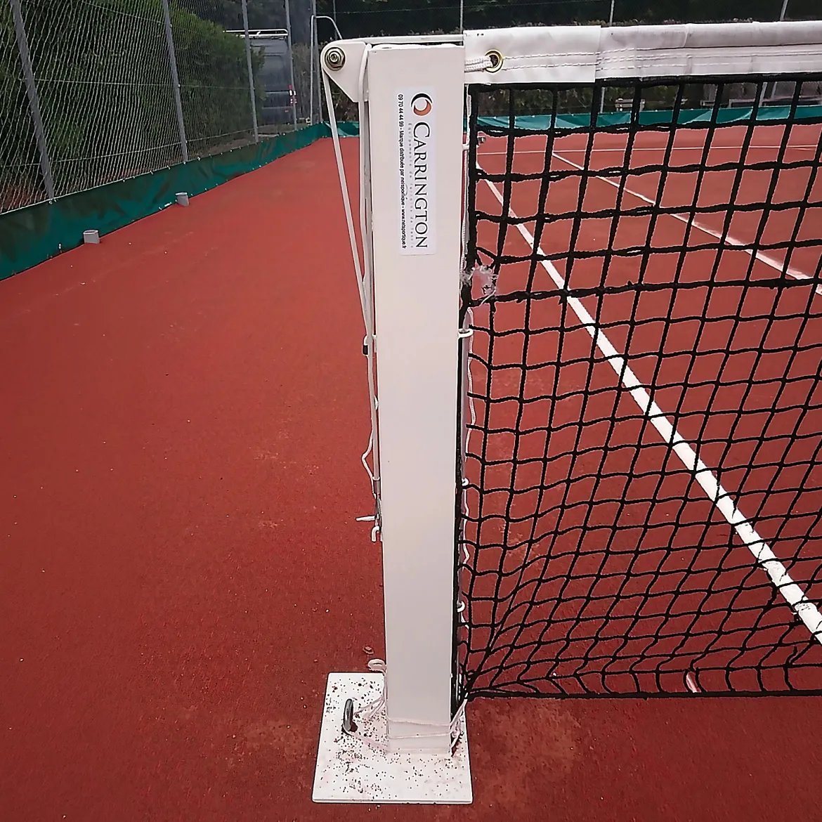 Poteaux de tennis carrés - sur platines